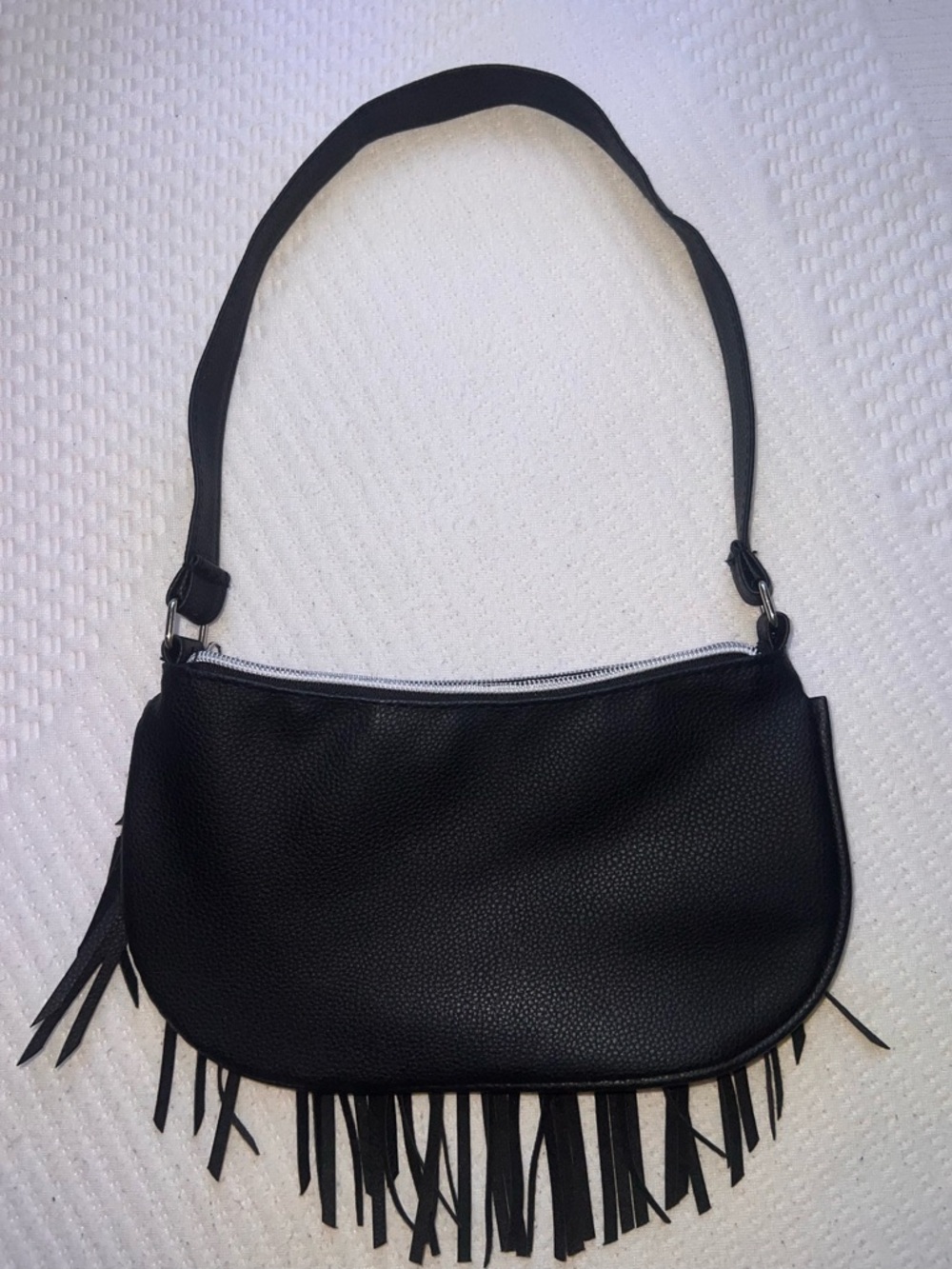 Black Fringe Shoulder Bag - Picture 3 of 4